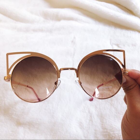 Mia Rose Gold Cat Eye Retro Round Tint Sunglasses - Picture 3 of 9